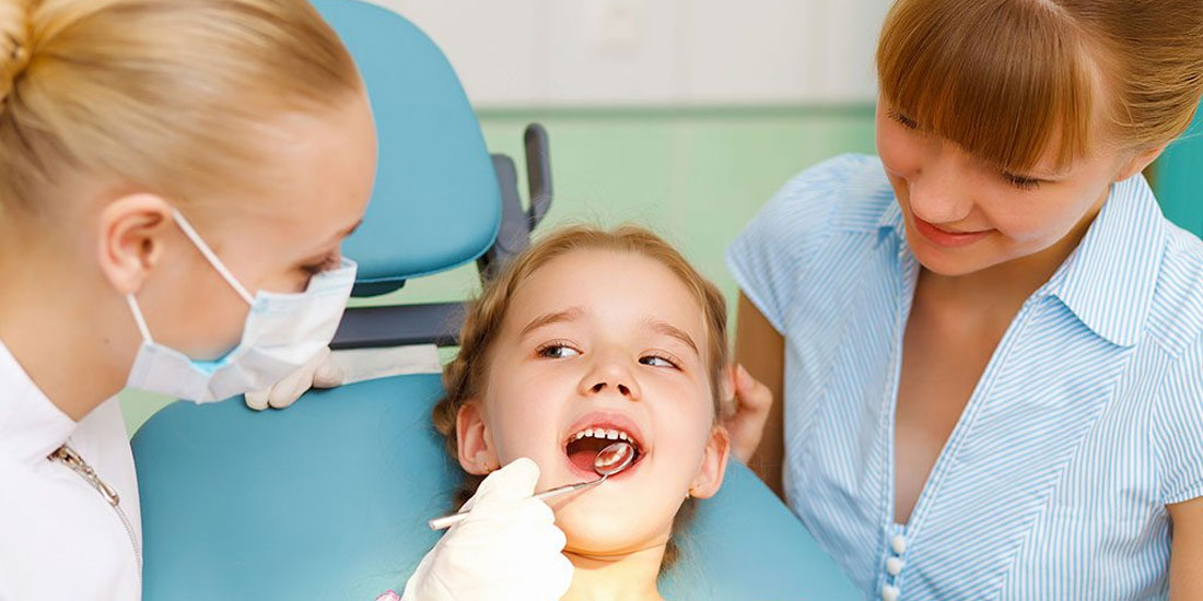 Προληπτική και θεραπευτική οδοντιατρική φροντίδα για παιδιά από τον ΕΟΠΥΥ 