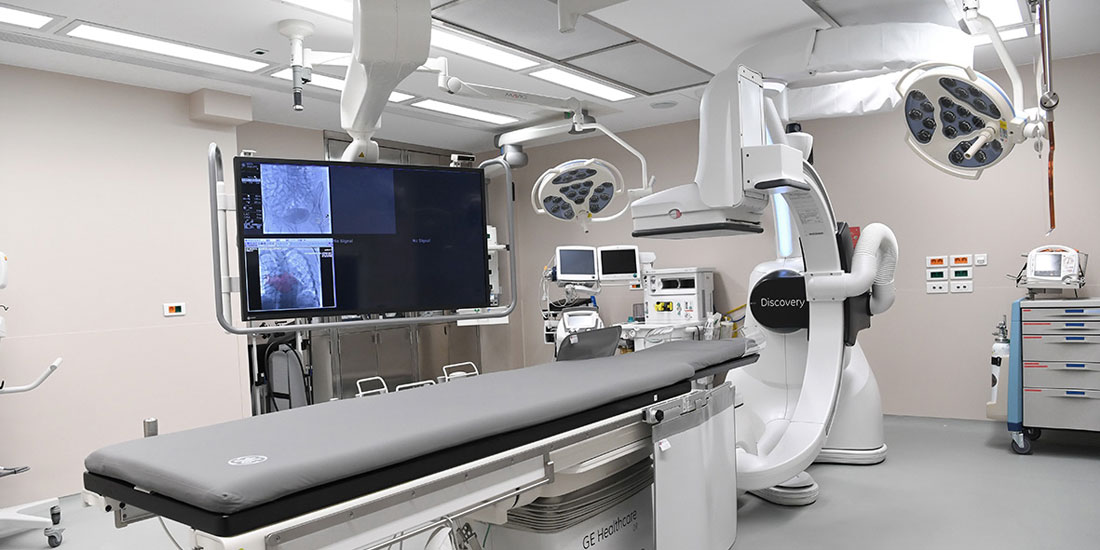 Εγκαινιάστηκε το Ρομποτικό Υβριδικό Χειρουργείο «ΠΡΟΜΗΘΕΑΣ»
