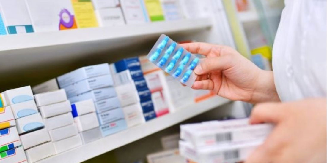 Ο κορωνοϊός «αίρει» τις δεσμεύσεις της Πολιτείας για τη φαρμακευτική πολιτική