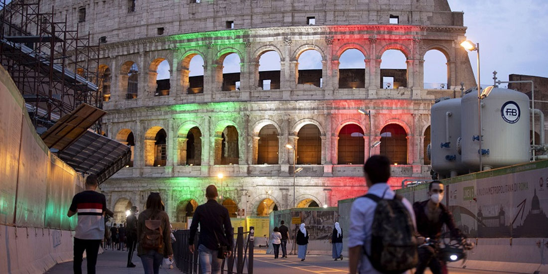 Ιταλία: Η χώρα ανοίγει και πάλι τα σύνορά της για να σώσει την τουριστική βιομηχανία της