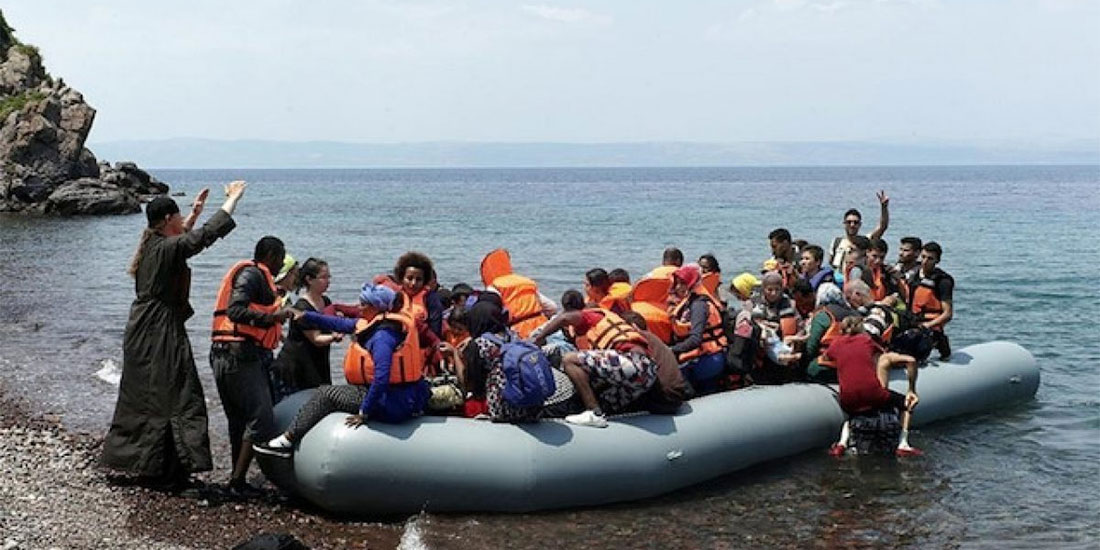 Θετικός στον κορωνοϊό πρόσφυγας που έφθασε χθες στην παραλία των Μυστεγνών