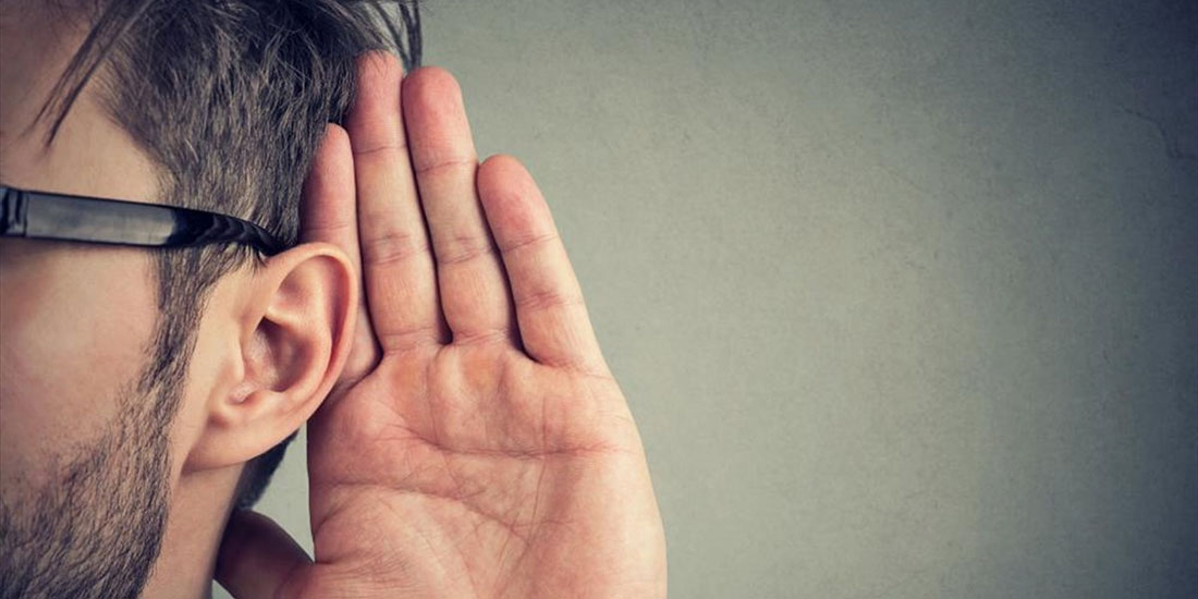 Ακόμη και ξαφνική μόνιμη απώλεια ακοής μπορεί να προκαλέσει η Covid-19