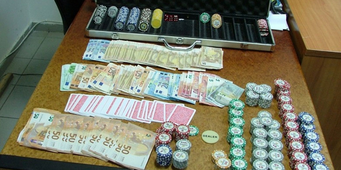 Θεσσαλονίκη: Έπαιζαν πόκερ σε κατάστημα εν μέσω καραντίνας - 18 συλλήψεις