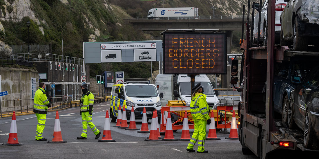 Κλείσιμο των συνόρων με το Ηνωμένο Βασίλειο εξετάζει η Γαλλία