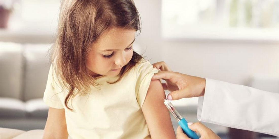 Νεότερες οδηγίες του CDC για τα εμβόλια κατά της Covid-19 σε εφήβους και παιδιά