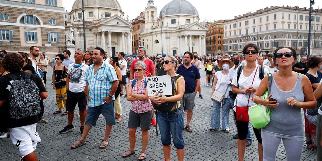 Κινητοποιήσεις στη Ρώμη κατά του «πράσινου πάσου εμβολιασμένων»