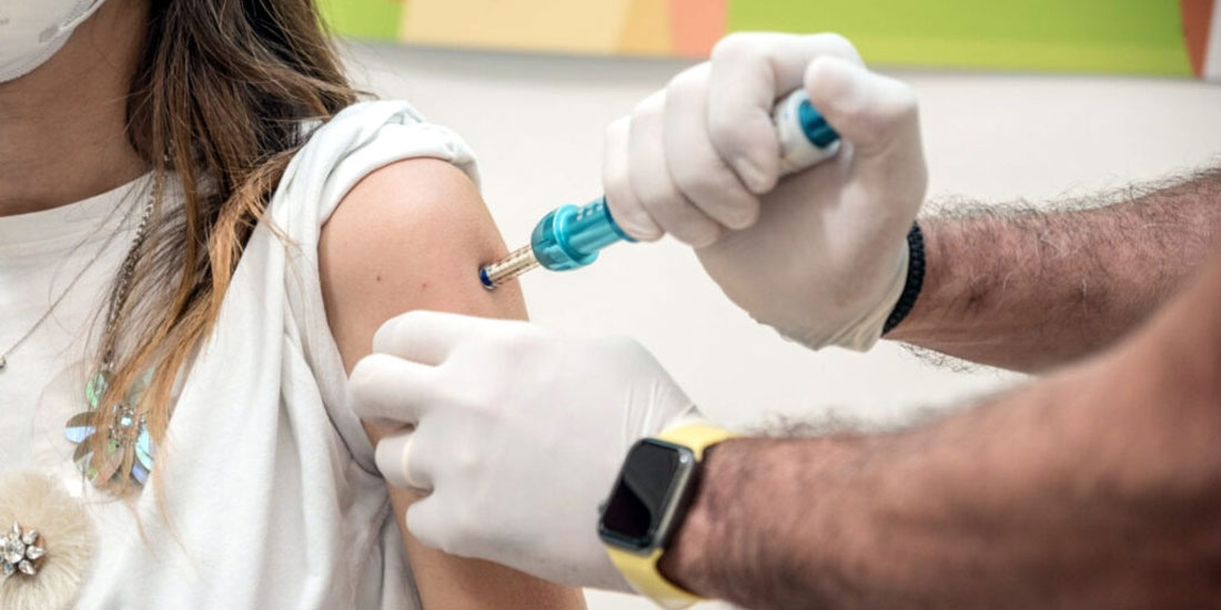 Εμβολιασμός κατά του κορωνοϊού, χωρίς βελόνα για πρώτη φορά στη Σικελία