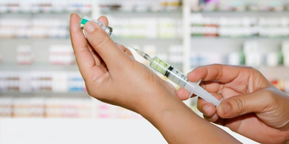 Tι συμβαίνει στην Ευρώπη σε ό,τι αφορά τους εμβολιασμούς ενηλίκων για την COVID-19 στα φαρμακεία; Τι αναμένεται να γίνει στη χώρα μας;