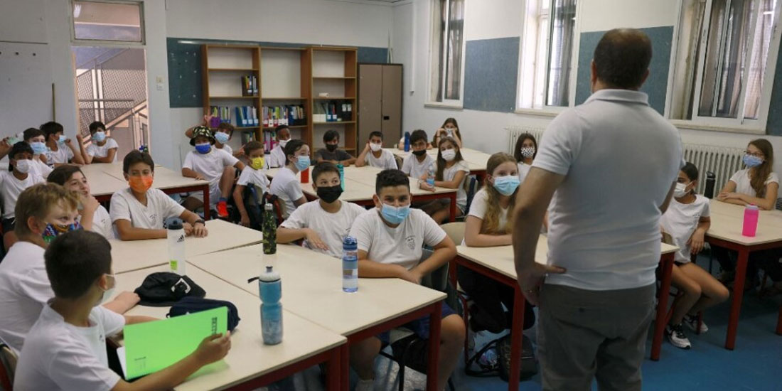 Ισραήλ: Απαγορεύεται να διδάσκουν ανεμβολίαστοι εκπαιδευτικοί χωρίς αρνητικό rapid test