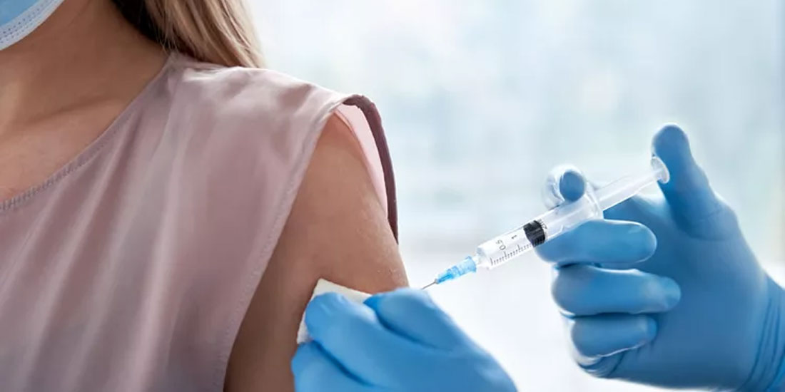 Ανοσολογική απάντηση μετά από δύο ή τρεις δόσεις mRNA εμβολίου σε ενήλικες με συμπαγείς όγκους