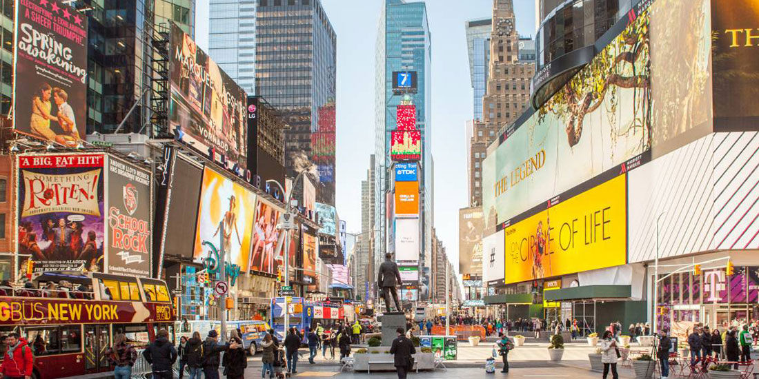 Πάρτι για εμβολιασμένους ετοιμάζει στην Times Square η Νέα Υόρκη παραμονή Πρωτοχρονιάς