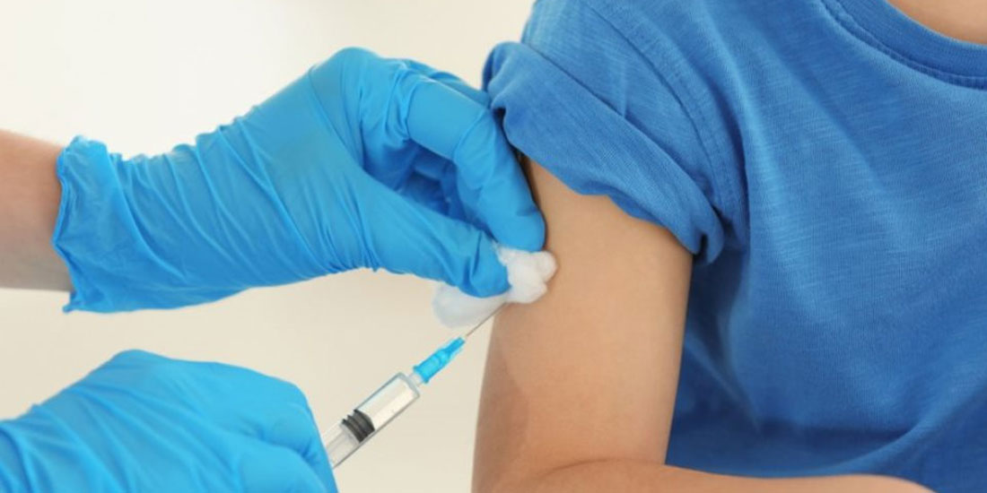 Ομαλοποιείται από σήμερα ο εμβολιασμός ενηλίκων και παιδιών