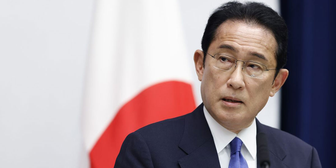 Η κυβέρνηση της Ιαπωνίας εξετάζει το ενδεχόμενο να υποβαθμίσει την COVID σε λιγότερο σοβαρή λοιμώδη νόσο