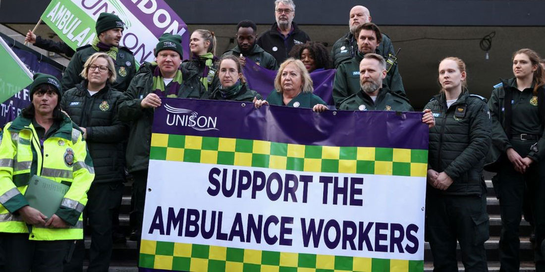Νέα απεργία των εργαζόμενων στα ασθενοφόρα στο Ηνωμένο Βασίλειο 