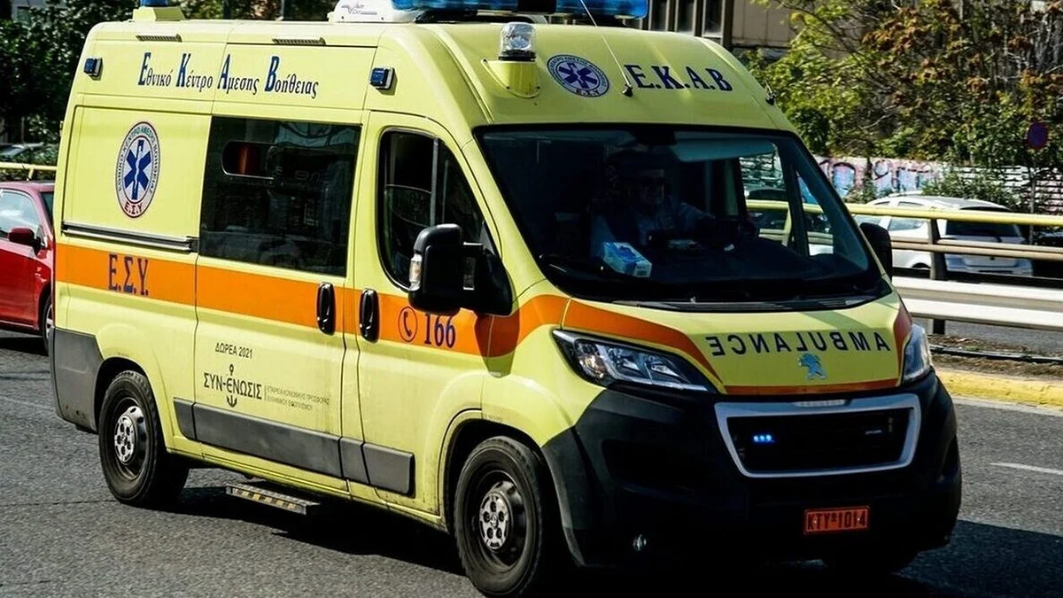 Τραυματισμός νοσηλεύτριας στη Λάρισα εντός του ασθενοφόρου σε ώρα διακομιδής 