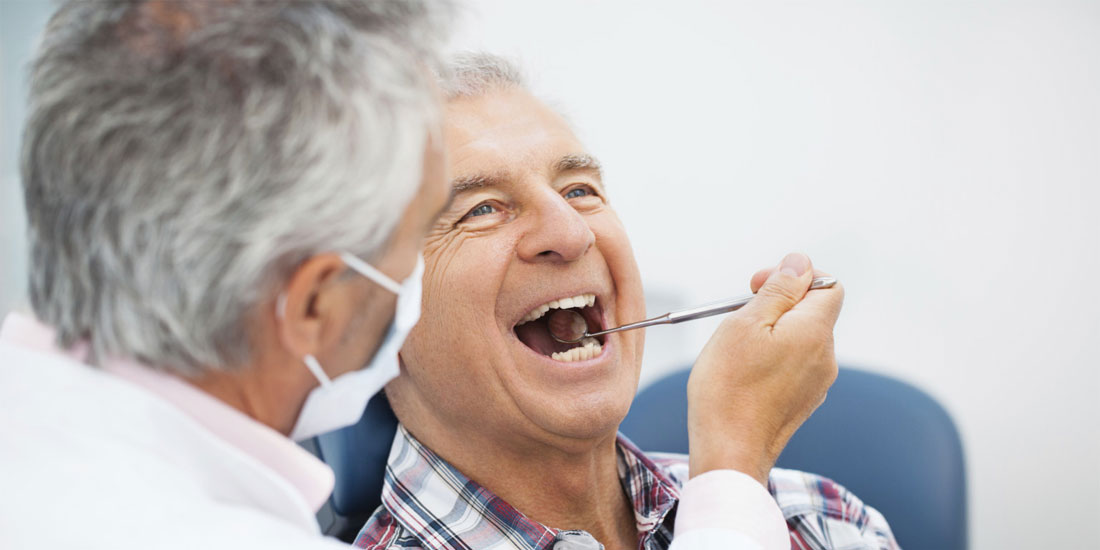 Οδοντιατρικός Σύλλογος Πειραιώς: Δωρεάν προληπτικός στοματολογικός έλεγχος σε ηλικιωμένους Φιλανθρωπικού Γηροκομείου