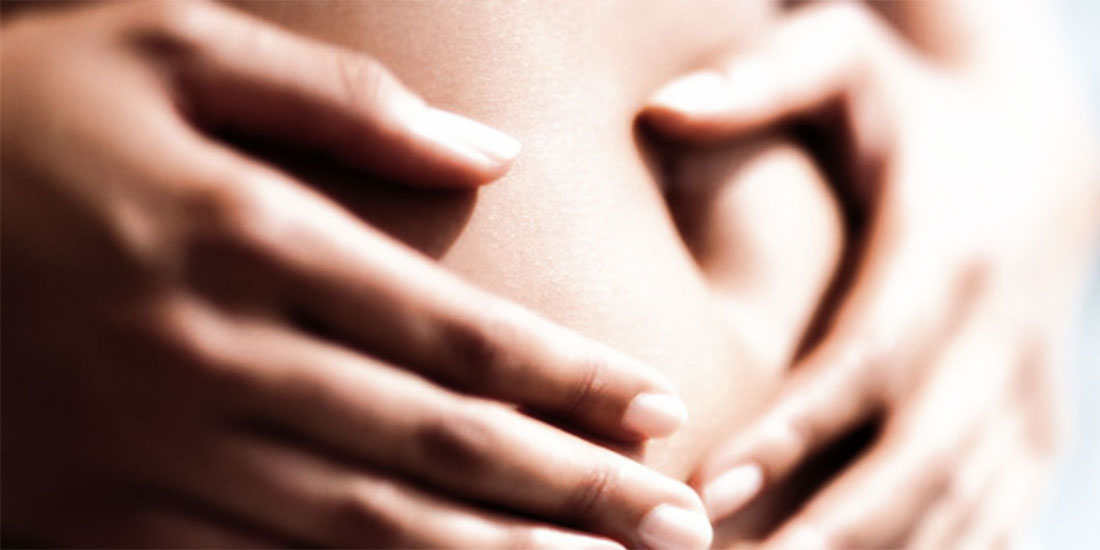 Τεχνητή ωοθήκη, που δοκιμάσθηκε σε πειραματόζωα, θα επιτρέψει στο μέλλον σε στείρες γυναίκες ή καρκινοπαθείς να γεννήσουν 